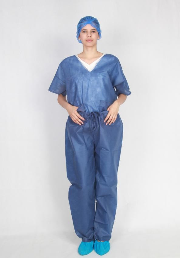 Breathable Personal Protective Disposable Scrub Suits Nonwoven PP SMS