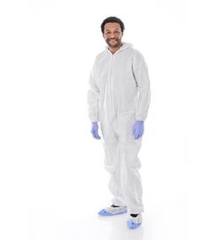 China Disposable Microporous Protective Clothing Coverall Suit Latex Free With Hood supplier