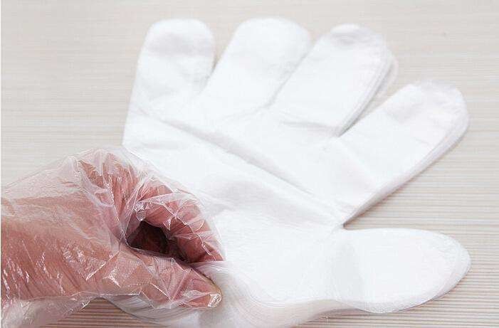 disposable polythene gloves