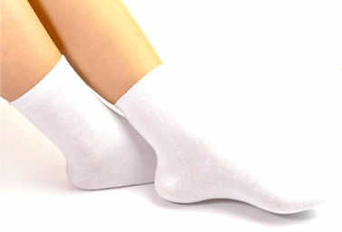 China Single Use Medical Cotton Socks , 39x9cm White Cotton Socks For Medical Area supplier
