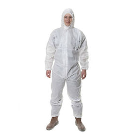 China Microporous Waterproof White Disposable Coverall Suit Anti Oil / Gas supplier