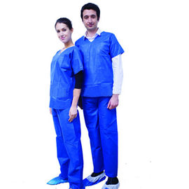 China SMMS Anti - Static Disposable Medical Protective Clothing Anti - Pull For Surgeries supplier